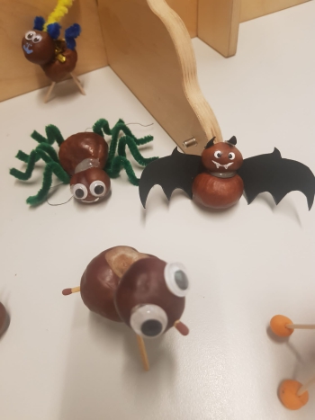 Herbst-Aktion Okt 2021 Kastanienfiguren